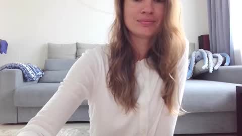 milly_browski online show from 24, 9, 2025