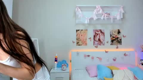 Snapshot of milly_heart chatting on 9, 6, 2026 Milly online show from 9, 6, 2026