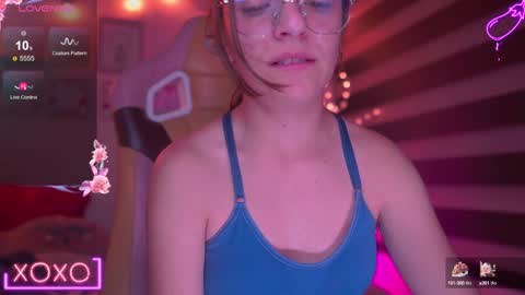 Snapshot of milly_kenner chatting on 29, 1, 2025 MILLY online show from 29, 1, 2025