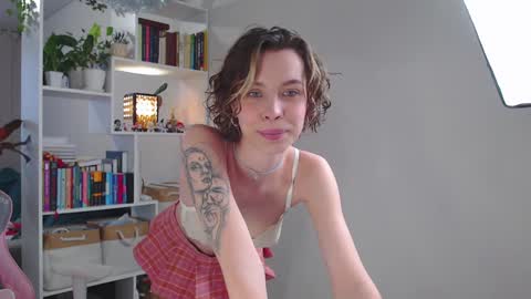 Milly online show from 4, 1, 2025