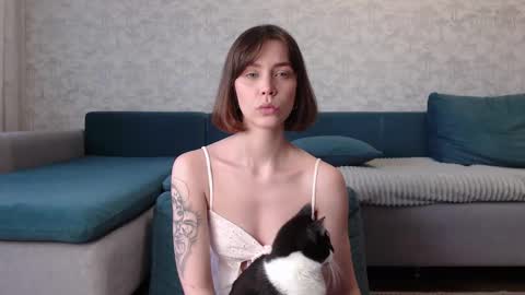 Milly online show from 9, 2, 2026