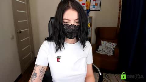 Snapshot of milro12 chatting on 21, 3, 2026 milro12 online show from 21, 3, 2026