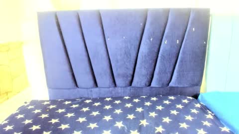 Snapshot of milu_18_ chatting on 26, 10, 2025 milu_18_ online show from 26, 10, 2025