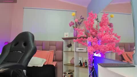  Milu Belucci  online show from 14, 10, 2025