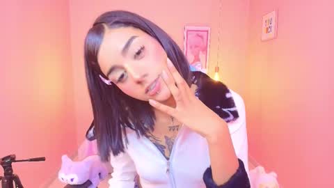 milu_carbajal_x online show from 10, 2, 2026