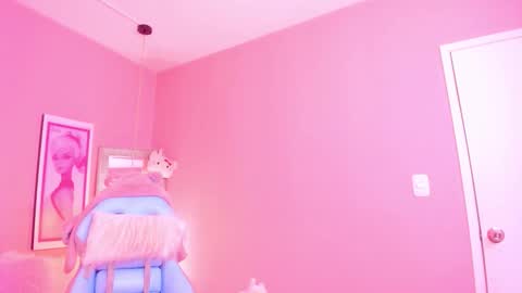 Snapshot of milu_carbajal_x chatting on 25, 3, 2026 milu_carbajal_x online show from 25, 3, 2026