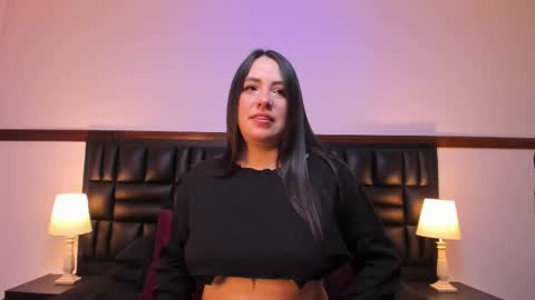 Milu Wallace  online show from 15, 2, 2025