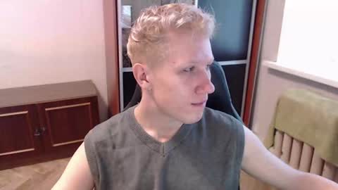 Snapshot of miluegin chatting on 5, 2, 2025 Noah online show from 5, 2, 2025