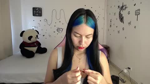 Milusolers online show from 11, 11, 2025