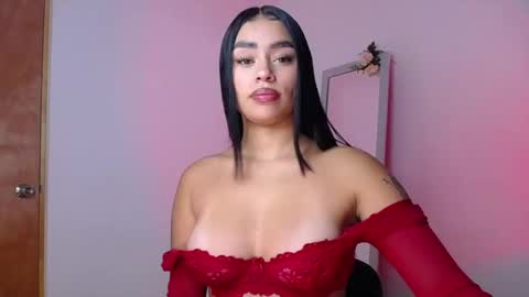 Mily Ortiz online show from 24, 10, 2025