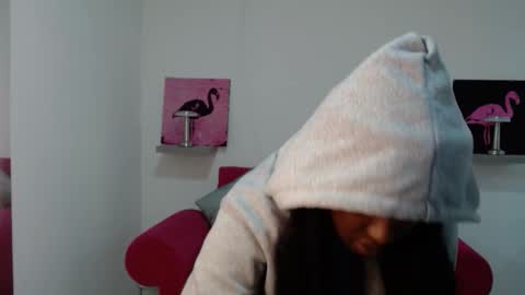 Snapshot of milykaebony69 chatting on 29, 9, 2025 milykaebony69 online show from 29, 9, 2025