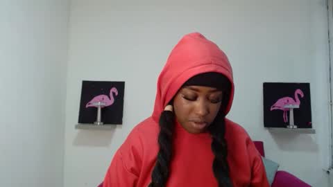 Snapshot of milykaebony69 chatting on 3, 10, 2025 milykaebony69 online show from 3, 10, 2025