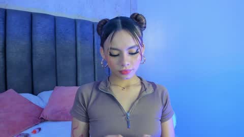 Snapshot of milyy_vermont chatting on 28, 12, 2024 Milyy online show from 28, 12, 2024