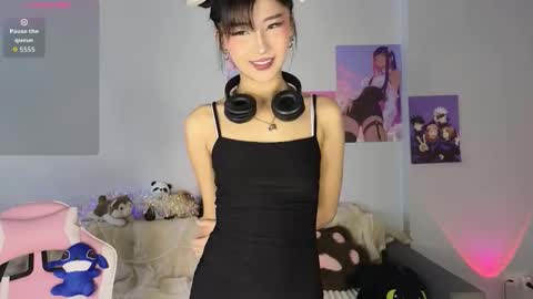 Snapshot of mimiicherry chatting on 20, 12, 2025 Kiko online show from 20, 12, 2025