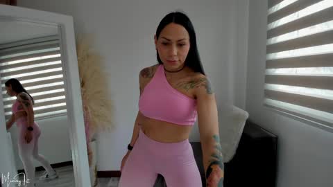 mimmyfit1 online show from 16, 2, 2025