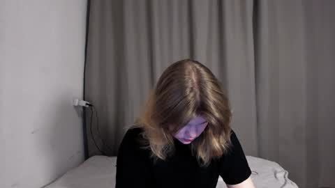 hi Im Mina  online show from 14, 1, 2025