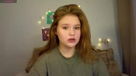 hi Im Mina  online show from 18, 3, 2026