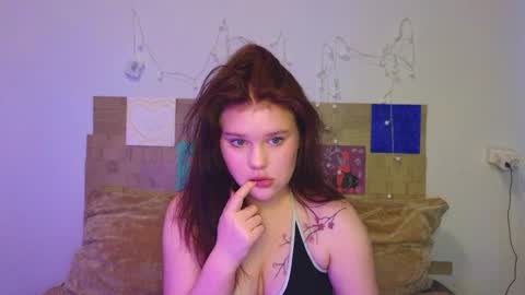 hi Im Mina  online show from 25, 5, 2026