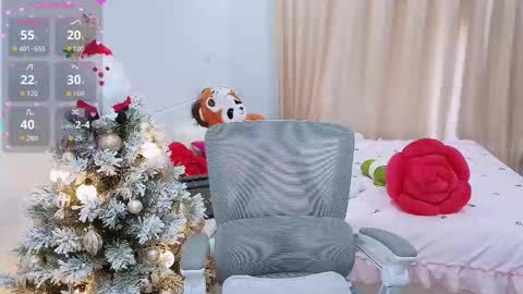 Snapshot of mina_686 chatting on 15, 12, 2025 mina_686 online show from 15, 12, 2025