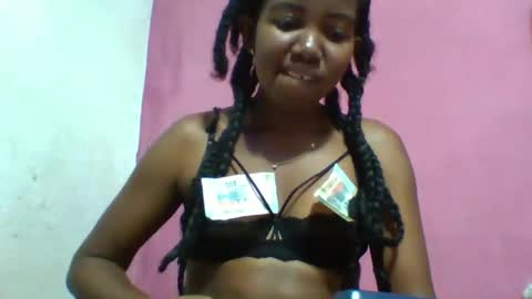 minachocolate online show from 6, 5, 2026