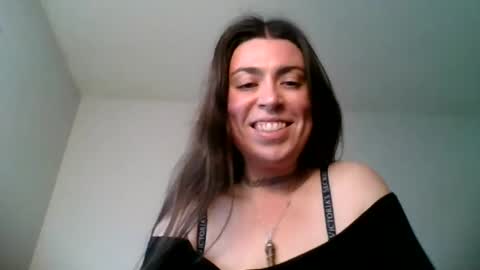 Snapshot of mindfuct chatting on 8, 2, 2025 mindfuct online show from 8, 2, 2025
