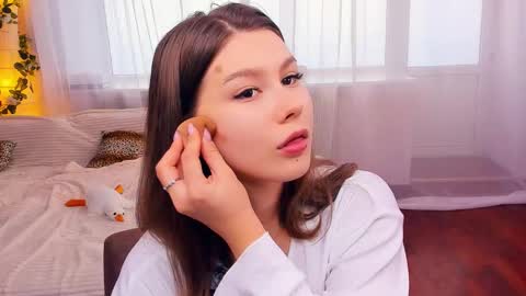 Mindi online show from 10, 10, 2025