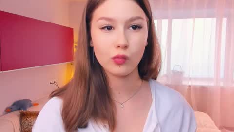 Mindi online show from 2, 11, 2025