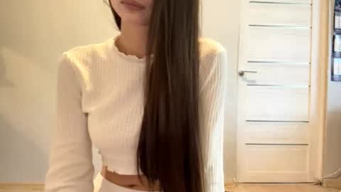 Emilia online show from 19, 9, 2025