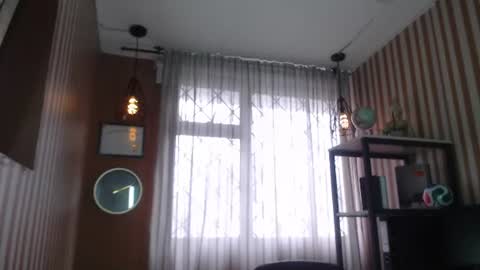 Snapshot of mini_rouse chatting on 18, 6, 2026 Mini Rouse online show from 18, 6, 2026