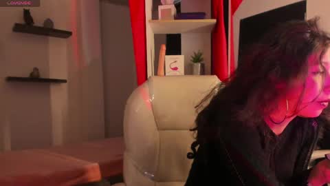 miniadelf online show from 9, 5, 2026