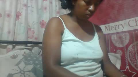 Snapshot of minie4tina chatting on 16, 12, 2024 Minie4Tina online show from 16, 12, 2024
