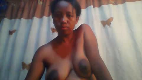 Snapshot of minie4tina chatting on 21, 10, 2025 Minie4Tina online show from 21, 10, 2025