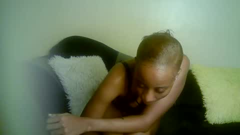 minieme001 online show from 25, 3, 2026