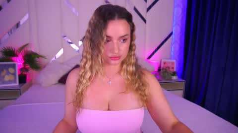 Snapshot of minifox_ chatting on 12, 10, 2025 minifox_ online show from 12, 10, 2025