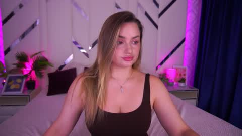 Snapshot of minifox_ chatting on 17, 10, 2025 minifox_ online show from 17, 10, 2025