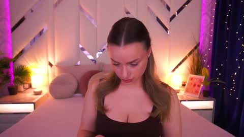 Snapshot of minifox_ chatting on 16, 3, 2026 minifox_ online show from 16, 3, 2026