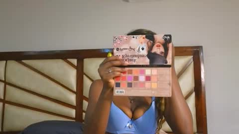 minni selena online show from 18, 12, 2025