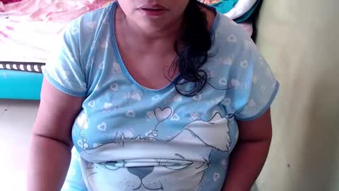 Snapshot of minnie_bbw69 chatting on 21, 3, 2026 Andrea online show from 21, 3, 2026