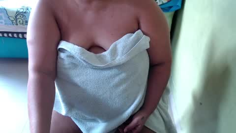 Snapshot of minnie_bbw69 chatting on 4, 4, 2026 Andrea online show from 4, 4, 2026