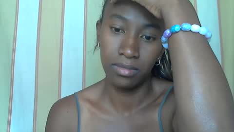 minouch211907 online show from 31, 12, 2024