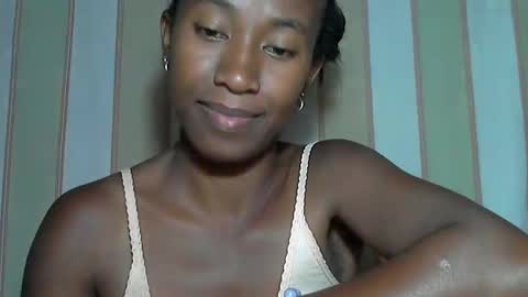 minouch211907 online show from 9, 1, 2025