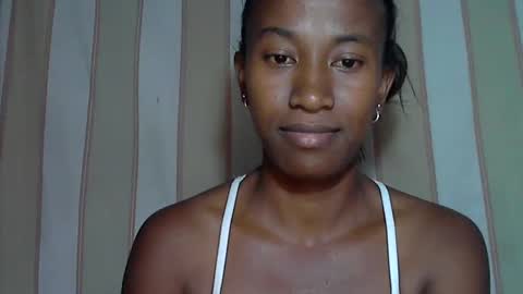 minouch211907 online show from 30, 1, 2025