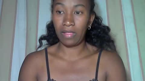 minouch211907 online show from 15, 9, 2025