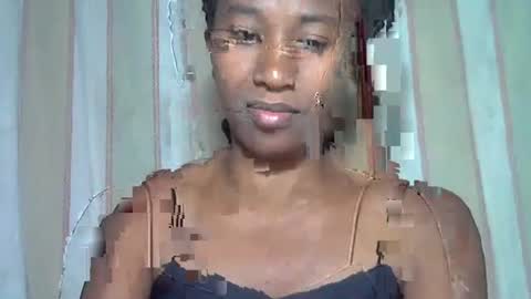 minouch211907 online show from 3, 11, 2025