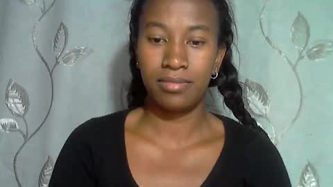 Snapshot of minouch211907 chatting on 28, 3, 2026 minouch211907 online show from 28, 3, 2026