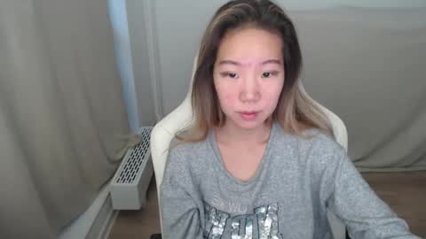 mira_g online show from 3, 12, 2025