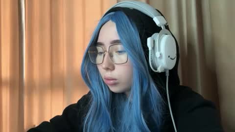 mira_light_ online show from 27, 9, 2025