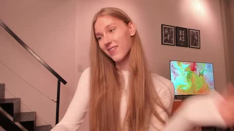 Snapshot of mira_lite chatting on 24, 5, 2026 Mira online show from 24, 5, 2026
