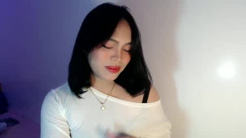 Mira Bella online show from 6, 2, 2025