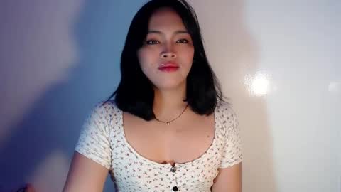 Mira Bella online show from 19, 2, 2025